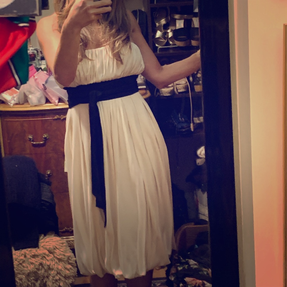 Strapless dress